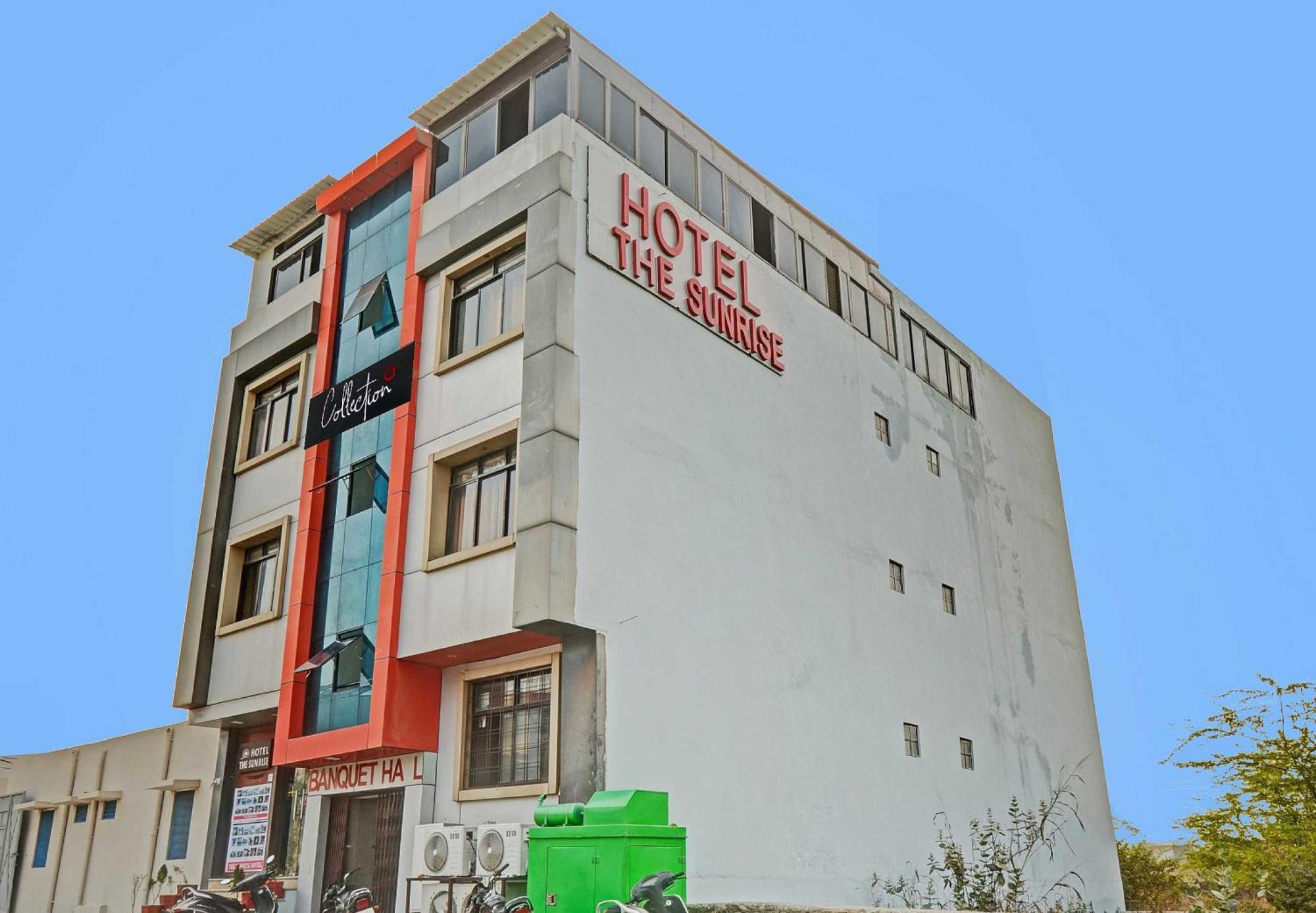 Collection O The Sunrise Hotel Удайпур Екстериор снимка